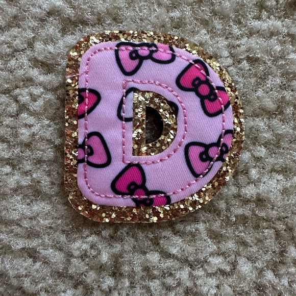 Stoney clover lane hello kitty glitter pink bow letter D patch - Picture 1 of 3